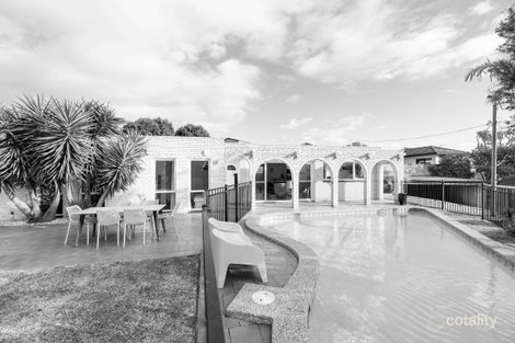 Property photo of 2 Jasmine Place Sylvania NSW 2224