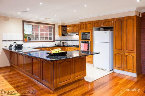 Property photo of 21 Bayonne Close Greensborough VIC 3088