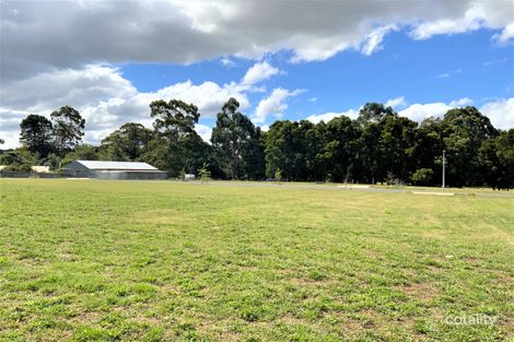 Property photo of 13 McCashney Way Trentham VIC 3458