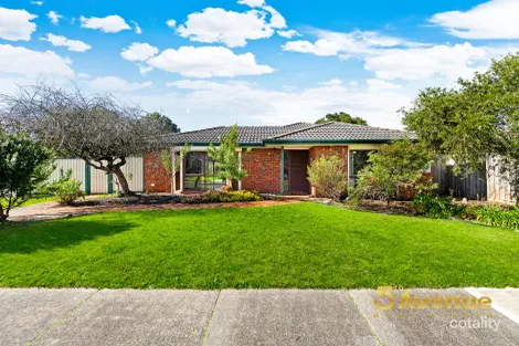 31 WILLSLIE CRES, BERWICK, VIC 3806