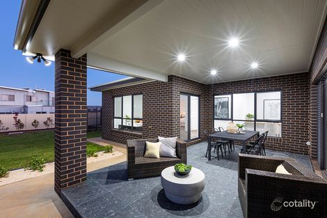 13 Shortridge Dr, Lucas, VIC 3350