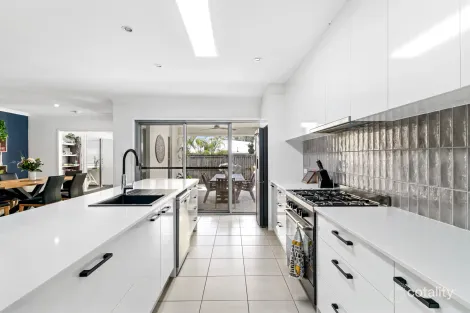 Property photo of 2 Forest Pines Boulevard Forest Glen QLD 4556