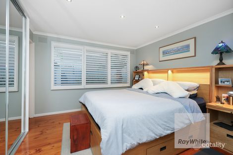 Property photo of 3 Reeves Close Gladstone Park VIC 3043
