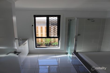 Property photo of 24 Trinity Crescent Springfield Lakes QLD 4300