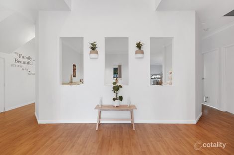 Property photo of 2 Petit Court Sinnamon Park QLD 4073