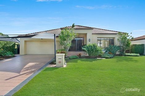 32 Shoalwater Ct, Burleigh Waters, QLD 4220