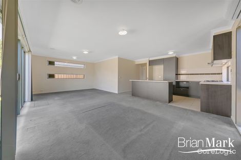 Property photo of 15 Andie Way Tarneit VIC 3029