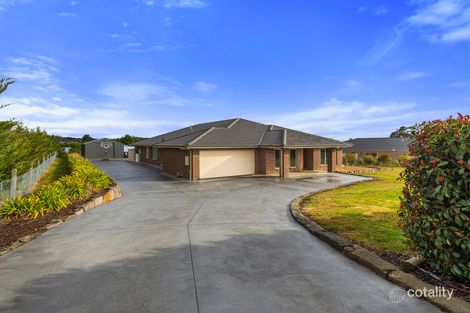 Property photo of 30-32 Brady Road Gisborne VIC 3437