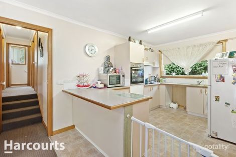 Property photo of 2 Leerama Court Black Hill VIC 3350