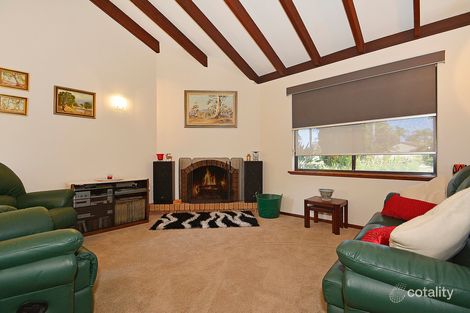 Property photo of 11 Quarndon Close Carine WA 6020