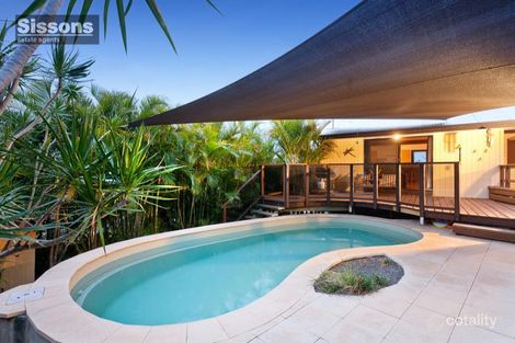 Property photo of 16 Lapage Place Wishart QLD 4122