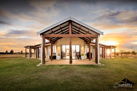 194 Eastlyn Dr, Deepdale, WA 6532