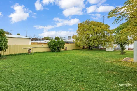 Property photo of 24 Green Street Lockhart NSW 2656