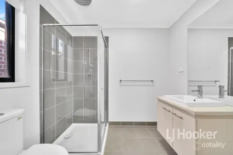 Property photo of 21 Barnsley Street Truganina VIC 3029