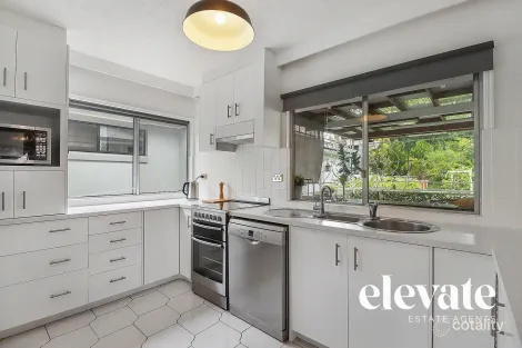 Property photo of 1 Deighton Road Dutton Park QLD 4102
