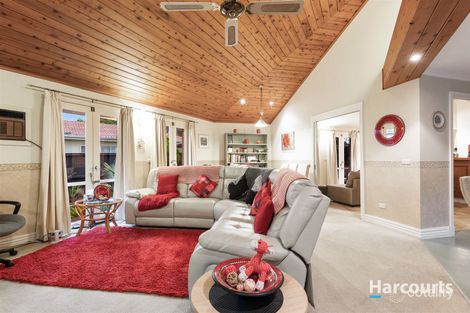 Property photo of 3 Arnhem Court Rowville VIC 3178