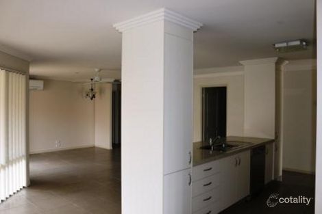 Property photo of 17 Rochester Court Urraween QLD 4655