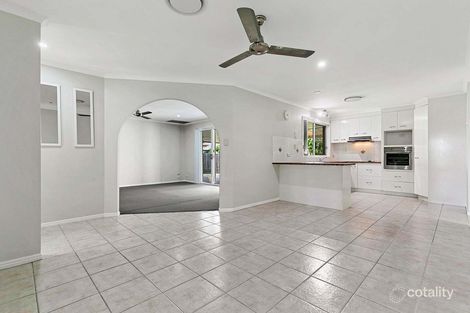 Property photo of 7 Durham Court Kawungan QLD 4655
