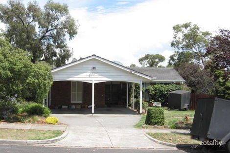 18 Roseville Ave, Doncaster, VIC 3108