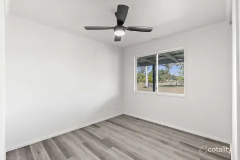 Property photo of 27 Woocoo Drive Oakhurst QLD 4650