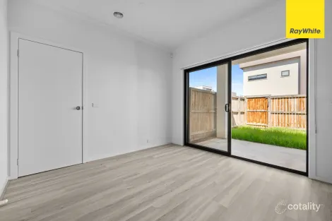 Property photo of 40 Steadfield Circuit Melton South VIC 3338