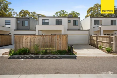 Property photo of 40 Steadfield Circuit Melton South VIC 3338