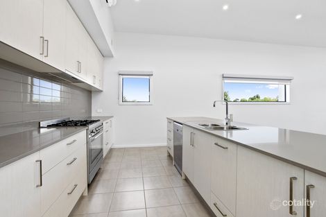 Property photo of 7 Lightwood Grove Ocean Grove VIC 3226