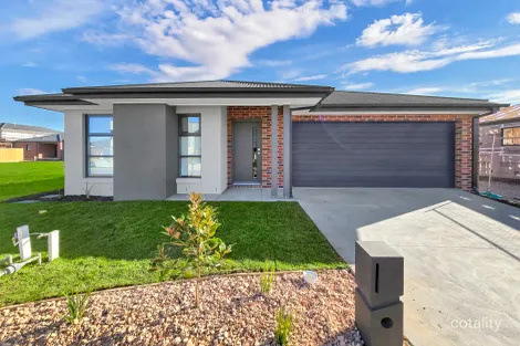 27 Paley St, Charlemont, VIC 3217