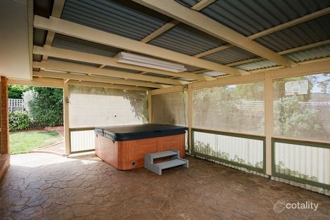 Property photo of 18 Gabriel Avenue Jerrabomberra NSW 2619