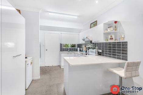 Property photo of 4/15 Ingham Court Mooroobool QLD 4870