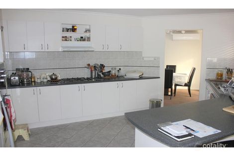 Property photo of 2 Koala Court Somerville VIC 3912