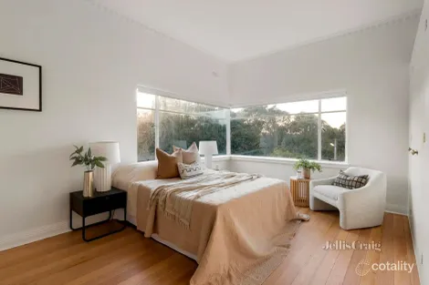 Property photo of 105 The Boulevard Ivanhoe VIC 3079