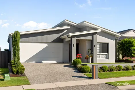 24 Daydream St, Burpengary East, QLD 4505