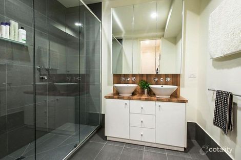 Property photo of 3/4 Small Street Hampton VIC 3188