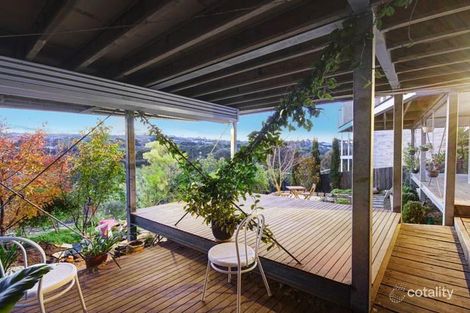 37 Pepperdine Way, Highton, VIC 3216