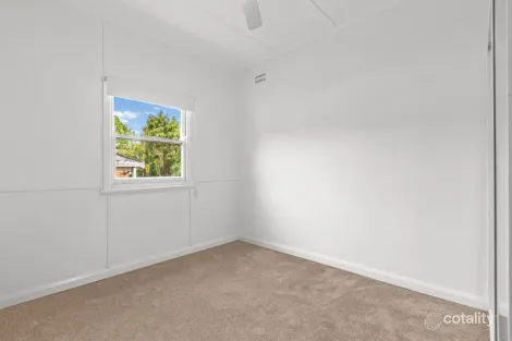 Property photo of 21 Anderson Drive Tarro NSW 2322