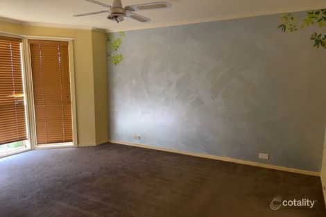 Property photo of 13 Limpopa Square Roxburgh Park VIC 3064