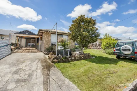 Property photo of 17 Cotton Street Wynyard TAS 7325