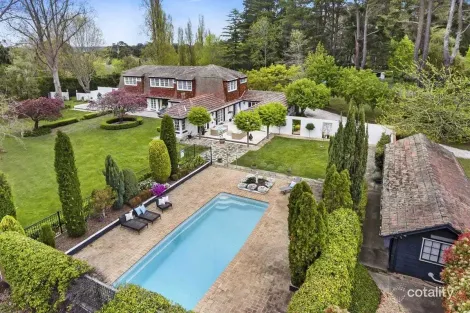 74 Kangaloon Rd, Bowral, NSW 2576