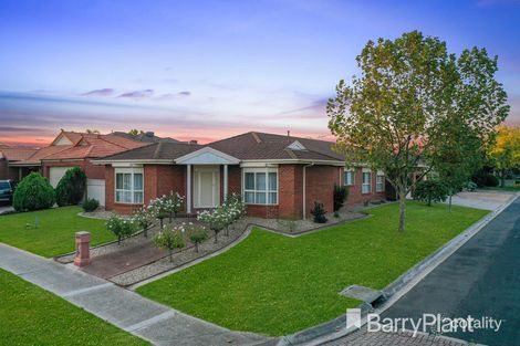 30 Tasman Cres, Taylors Lakes, VIC 3038