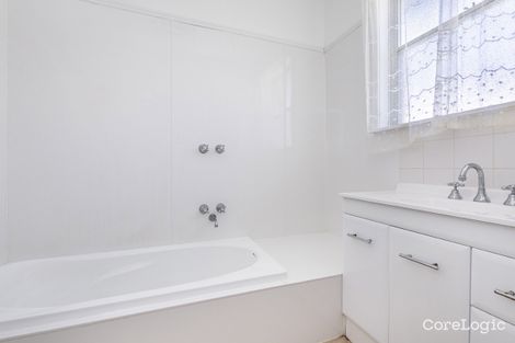 Property photo of 10 White Avenue Hamilton VIC 3300