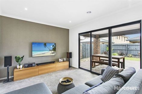 Property photo of 26 Avisha Way Narre Warren VIC 3805