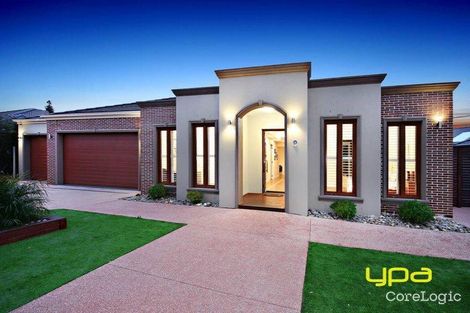 Property photo of 9 Rosella Crescent Caroline Springs VIC 3023