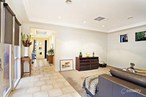 Property photo of 23 Hall Mark Road Mordialloc VIC 3195