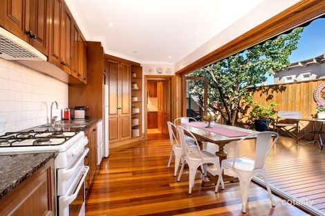 Property photo of 9 Newton Parade Moonee Ponds VIC 3039