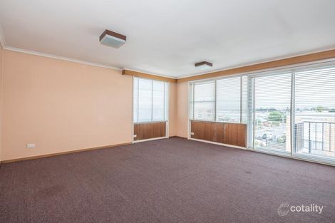 Property photo of 10/10 Ballawinnie Road Lindisfarne TAS 7015