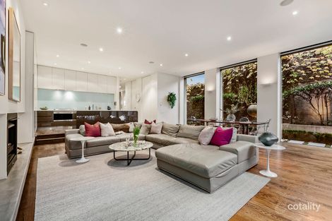 Property photo of 8A Monomeath Avenue Toorak VIC 3142