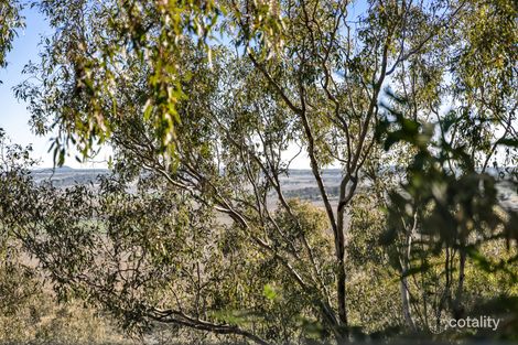 Property photo of 32 Linora Drive Gowrie Mountain QLD 4350