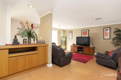 Property photo of 1 Snaefell Crescent Gladstone Park VIC 3043