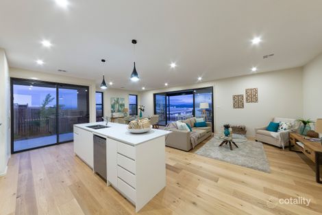 17 Vellacott St, Denman Prospect, ACT 2611